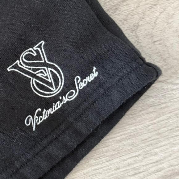 Super comfy victorias secret black L - Picture 2 of 4